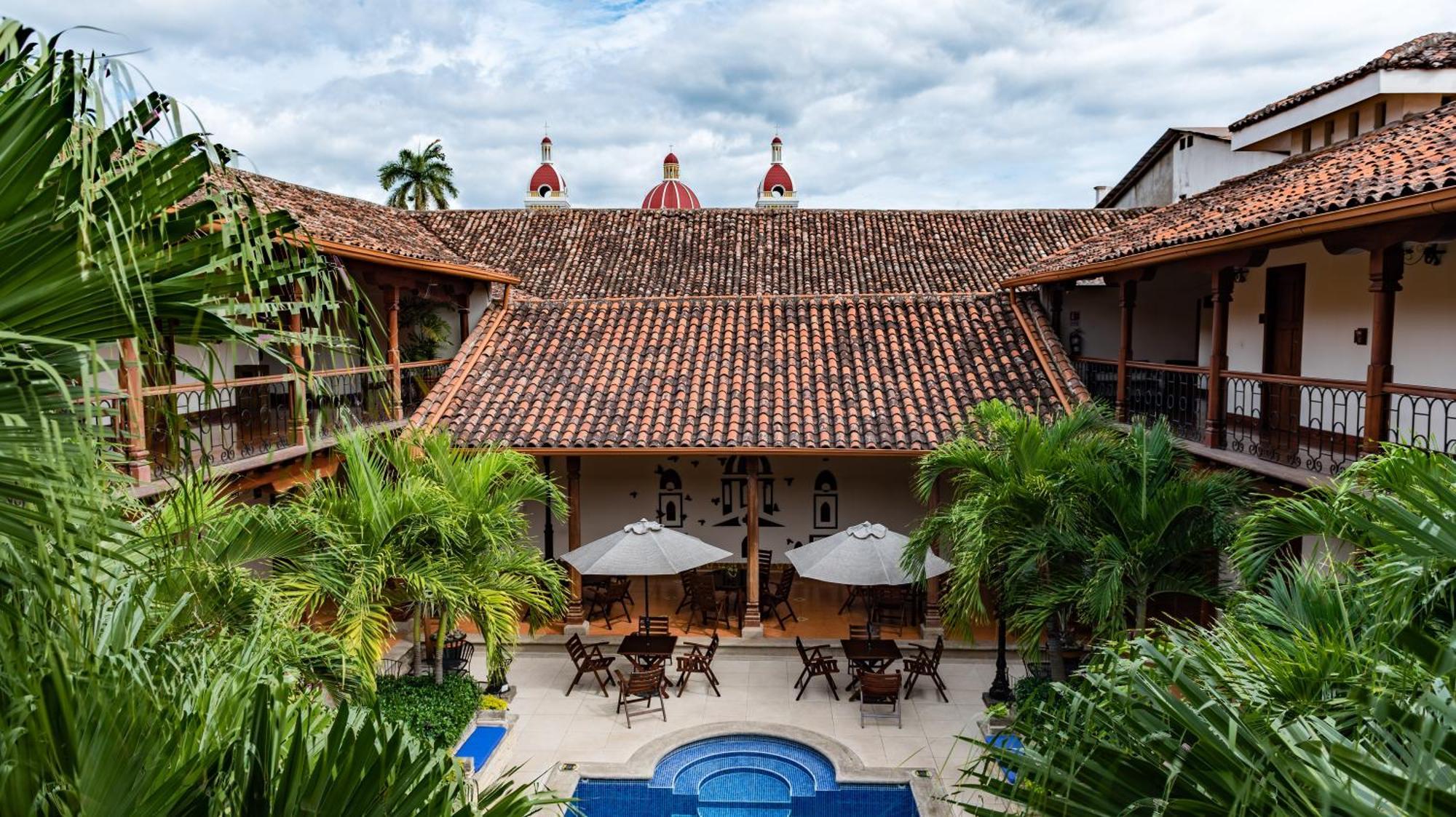 Hotel Plaza Colon - Granada Nicaragua Exterior photo